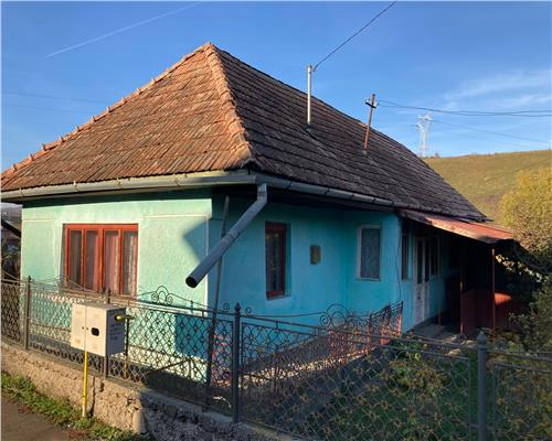 Casa de vanzare cu 8 arii, Valea Izvoarelor, Mures